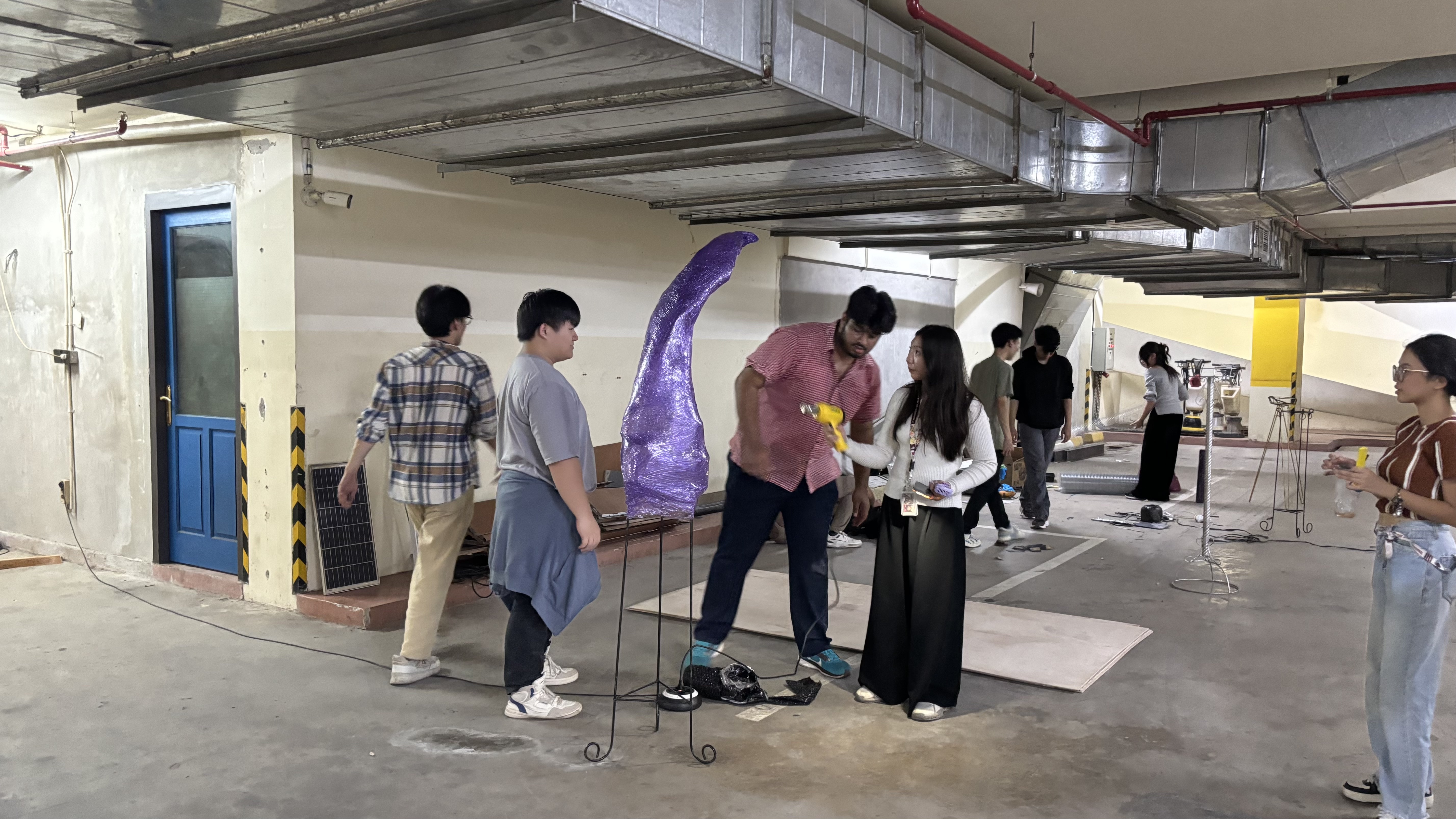 JIC Students Bring Halloween Magic to Life: Behind the Scenes of the 2025 Halloween Party Decorations!